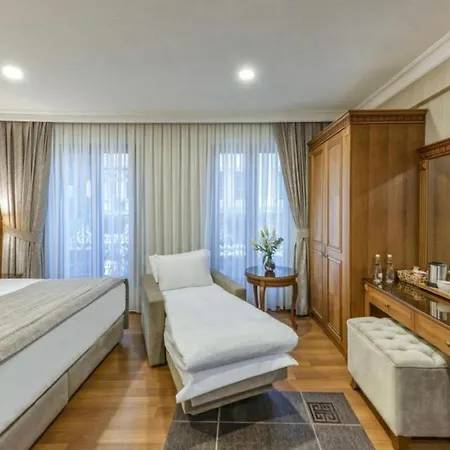 Maria Hotel 4*